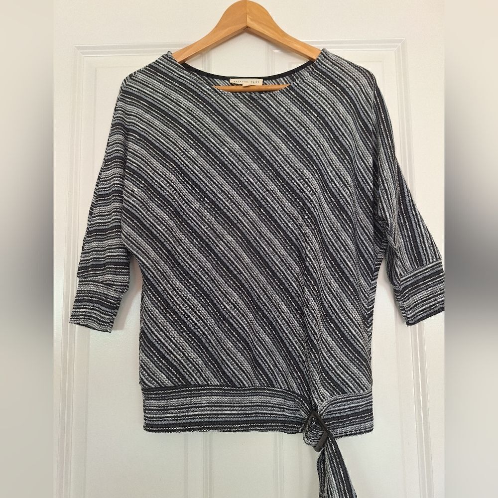 Parallel skies top size S‎